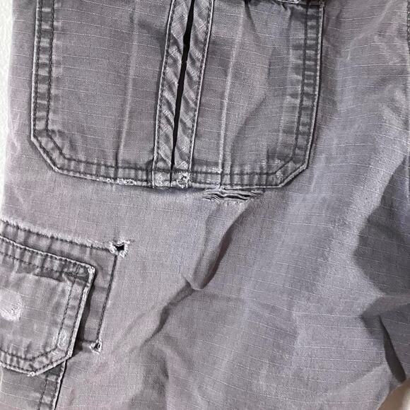 Eddie Bauer Faded Distressed Cargo Shorts - Picture 5 of 7